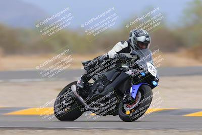 media/Sep-10-2022-SoCal Trackdays (Sat) [[a5bf35bb4a]]/Turn 6 (1140am)/